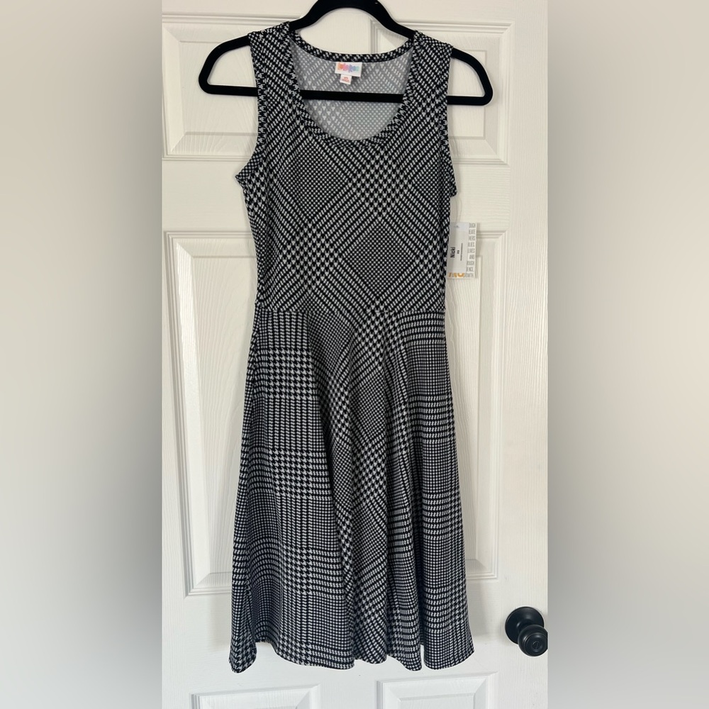 Black and White A-Line dress with hidden pockets